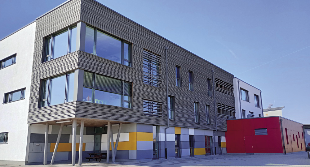 1 Centre scolaire «op der Heckt» à Dahl
Architecte: Architecture Hoffmann Sàrl public://import2026/images/1_Dahl_opt.jpg