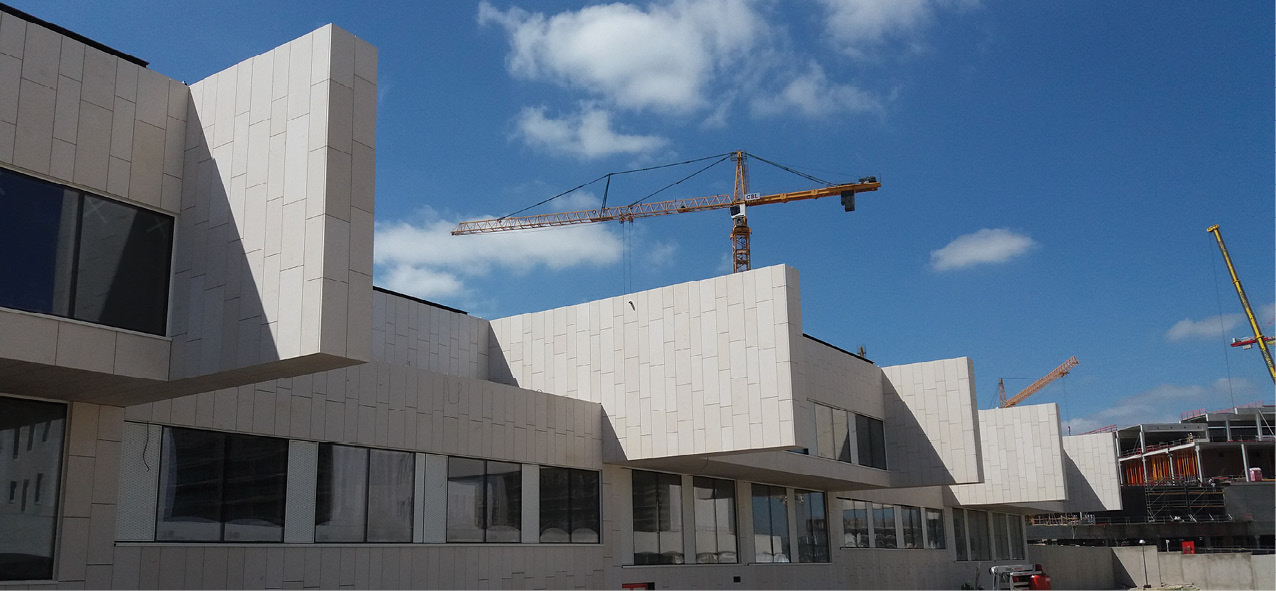 2 Gare Pont-Rouge à Kirchberg (simulation Architectes Paczowski et Fritsch)