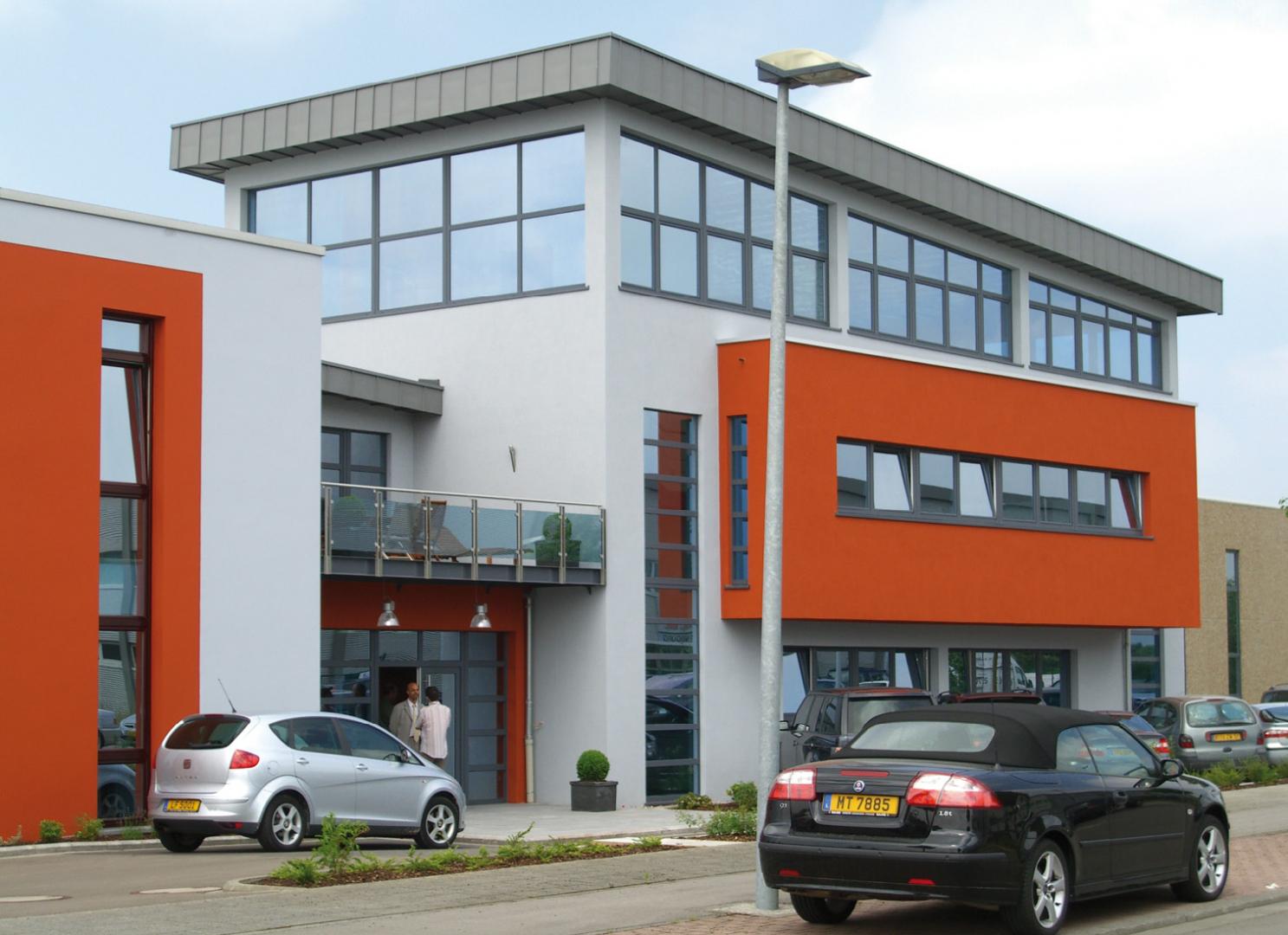 6 Bâtiment administratif au ZARE