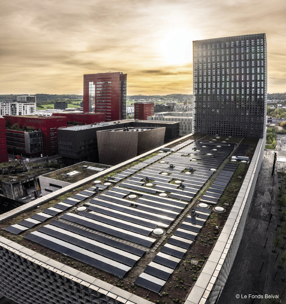 1 Panneaux Photovoltaïques
Maison du savoir public://import2026/images/Fonds-Belval-panneaux-solaires-maison-savoir-couche-soleil-scaled_opt.jpg