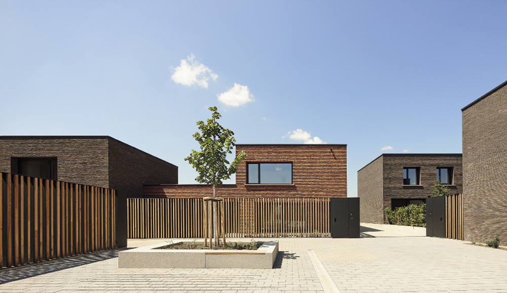quartier sans voiture à esch-sur-alzette_ville d’esch-sur-alzette photos © lukas roth public://import2026/images/IMG1_bsarc-sarl-bourguignon-siebenaler-architectes-ap-10145_quartier-sans-voiture_opt.jpg