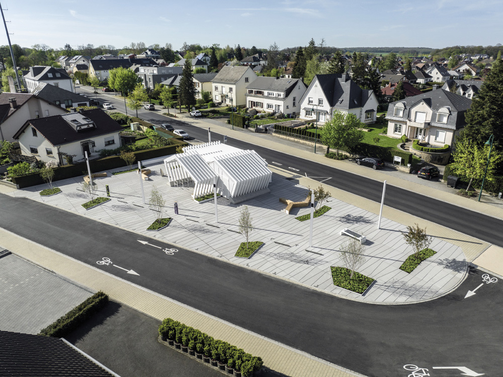 1-3 Place Kiem à Capellen public://import2026/images/IMG1_papaya-urbanistes-et-architectes-paysagistes-yp-10792_place-kiem_opt.jpg