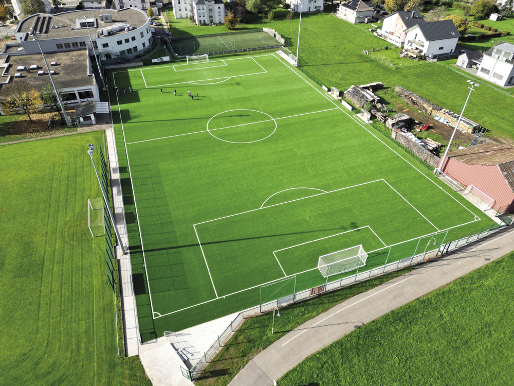 1 Renouvellement du revêtement synthétique à Erpeldange-sur-Sûre public://import2026/images/IMG1_tr-engineering-ip-10044_renouvellement-du-rev-tement-synth-tique-du-terrain-de-football_opt.jpg