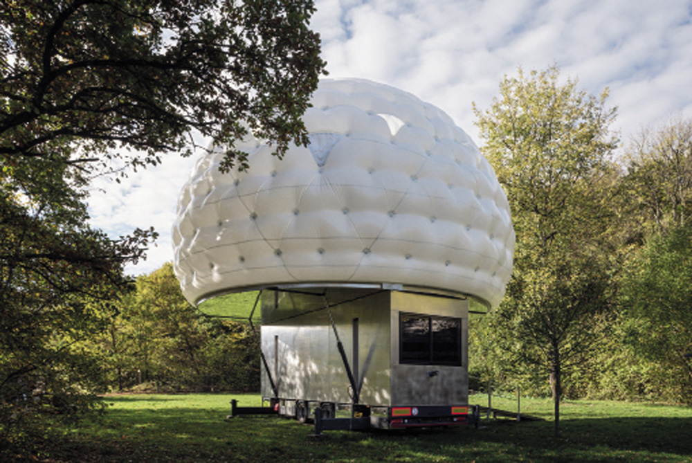 E22SSPIU: Amobile sleeping hut for six, designed to immerse its occupants in the diverse contexts and environments of Esch. E22SSPIU: Amobile sleeping hut for six, designed to immerse its occupants in the diverse contexts and environments of Esch.